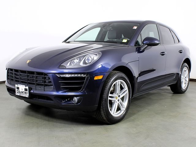 2018 Porsche Macan -'s photo