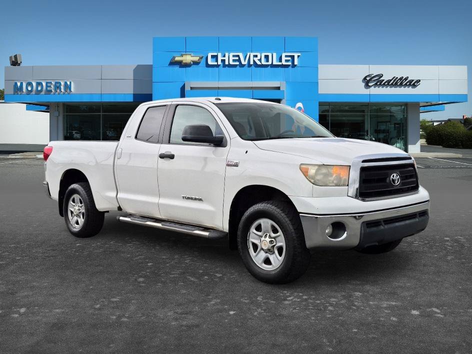 Used 2013 White Toyota GRADE image 7