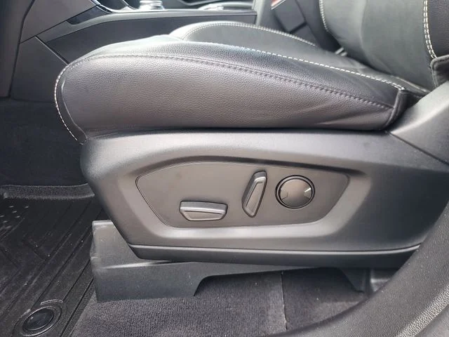 Used 2023 Silver Metallic Ford ST image 17