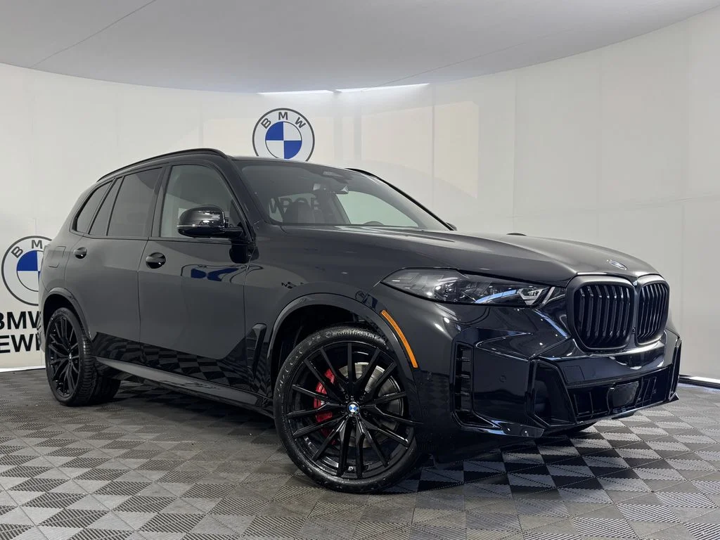 New 2026 Black Sapphire Metallic BMW xDrive40i image 3