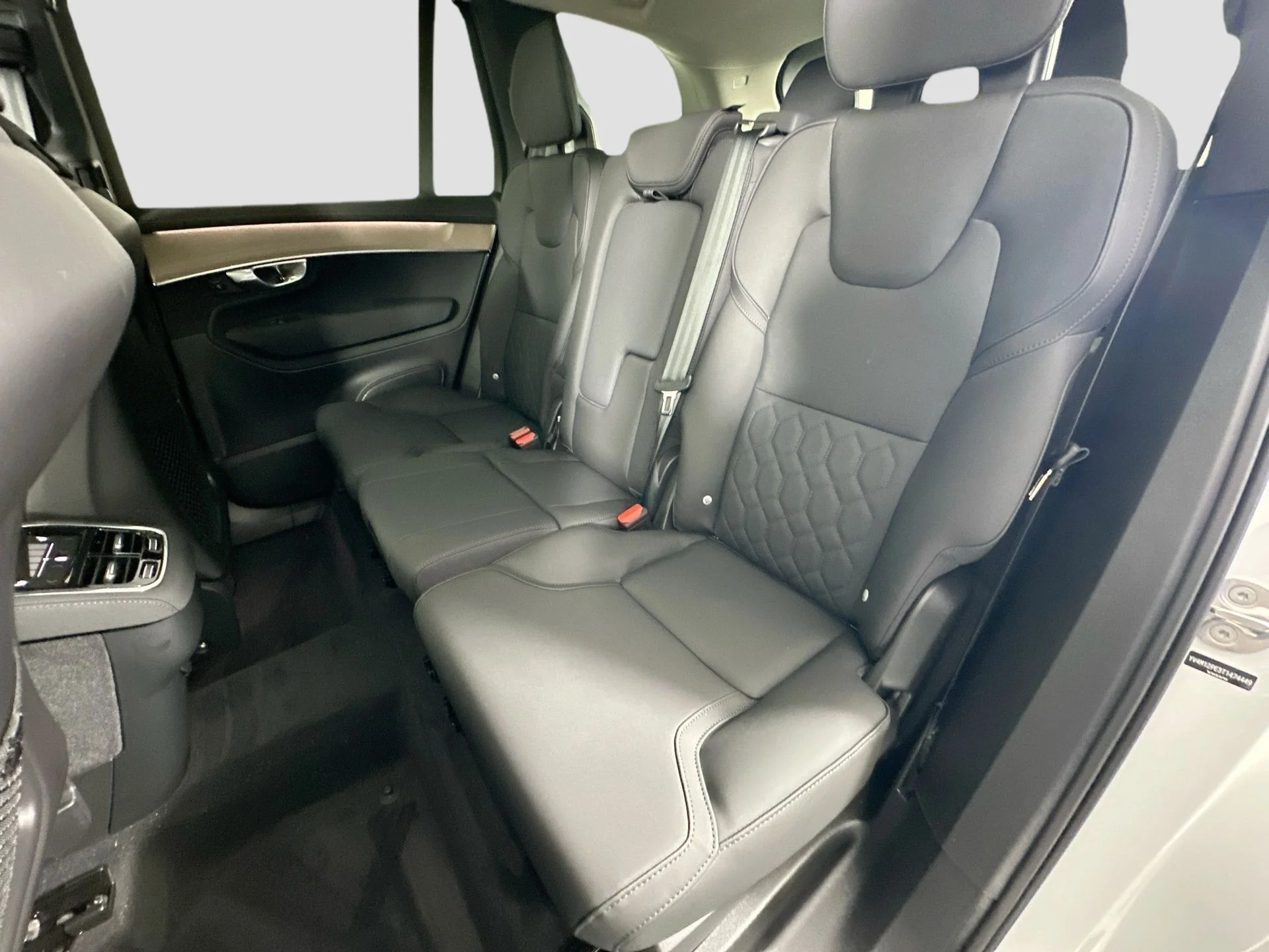 New 2026 Crystal White Volvo Plus image 25