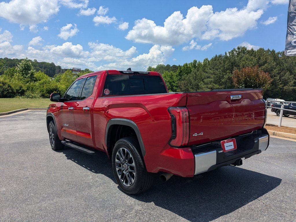 Used 2022  Toyota Limited image 7