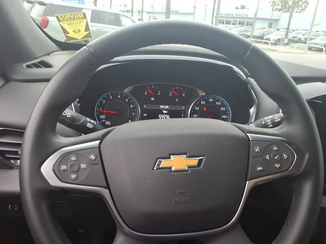 Used 2023 Summit White Chevrolet LT Cloth image 17
