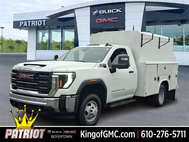 2025 GMC Sierra 3500 HD Chassis Cab Pro