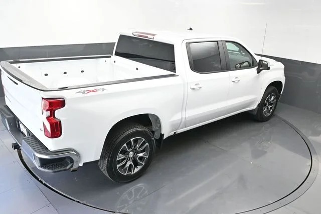 Used 2023 White Chevrolet LT image 41