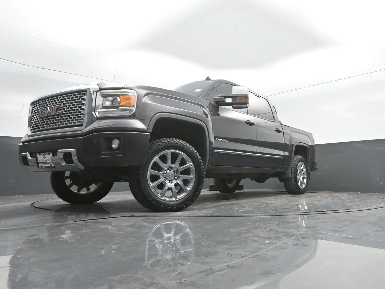 Used 2014 Iridium Metallic GMC Denali image 43