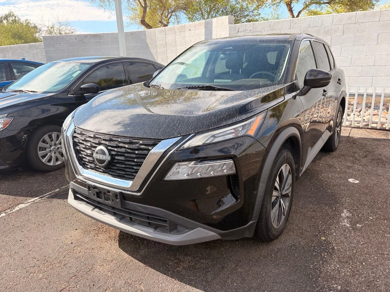 Used 2022 Super Black Nissan SV image 1