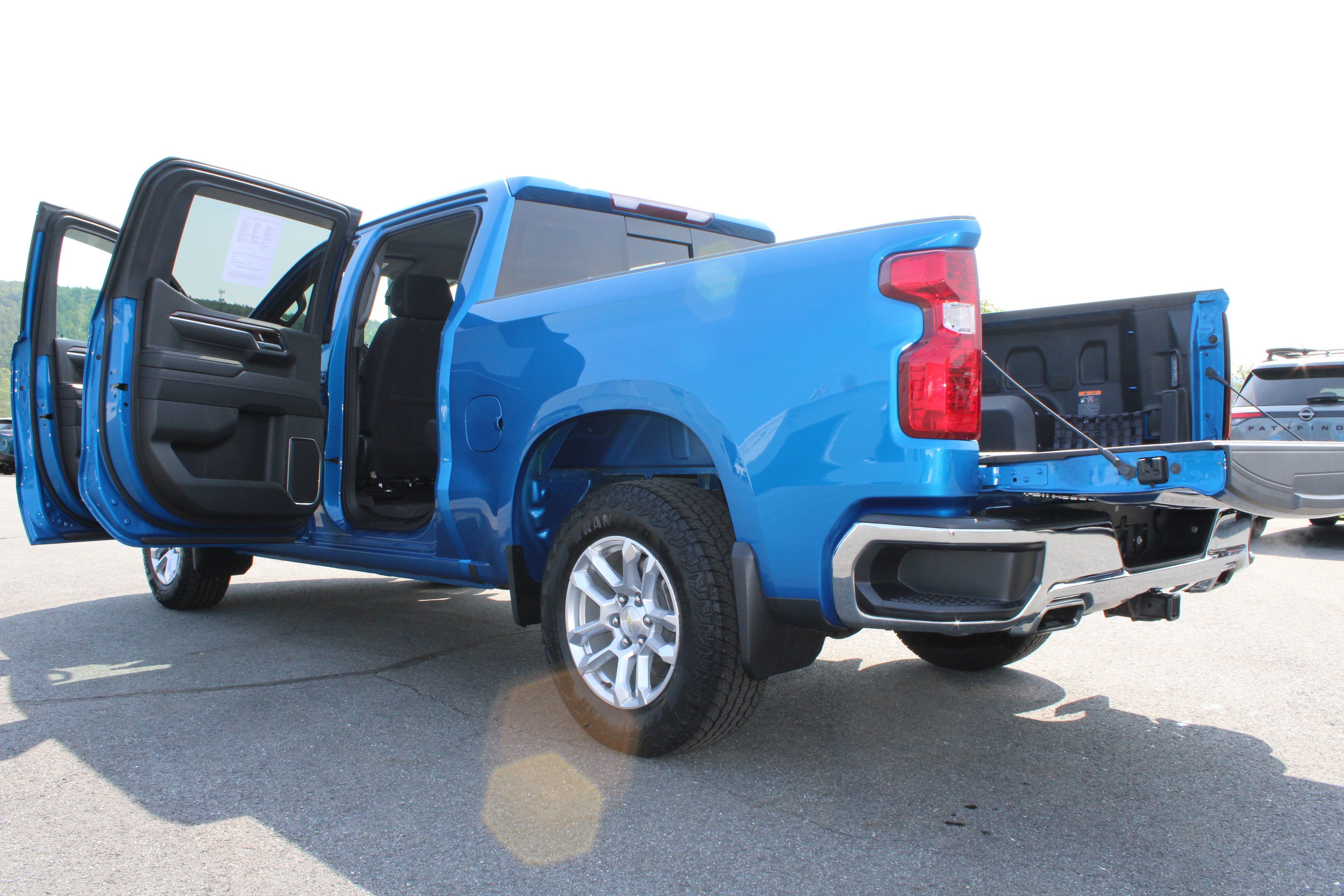 Used 2023 Glacier Blue Metallic Chevrolet LT image 16