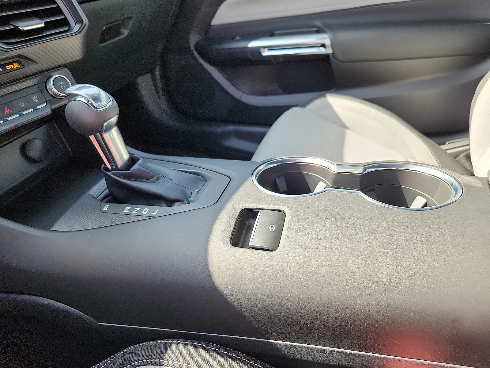 New 2026 Avalanche Gray Ford EcoBoost image 25