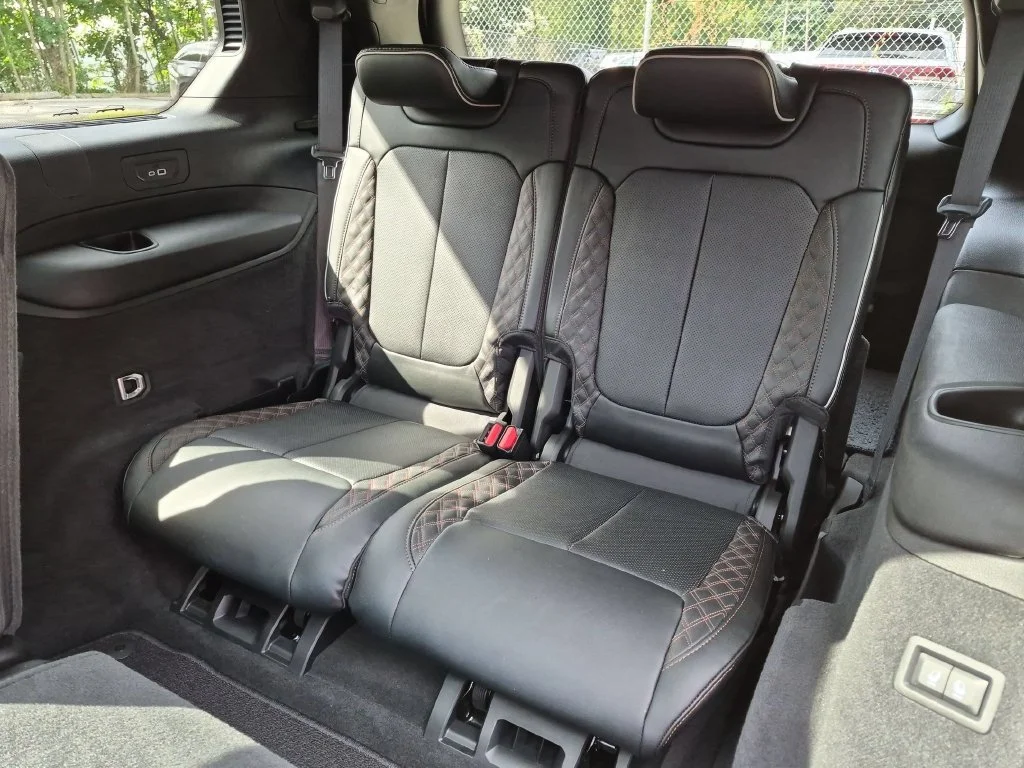 Used 2024 Silver Jeep Summit image 36