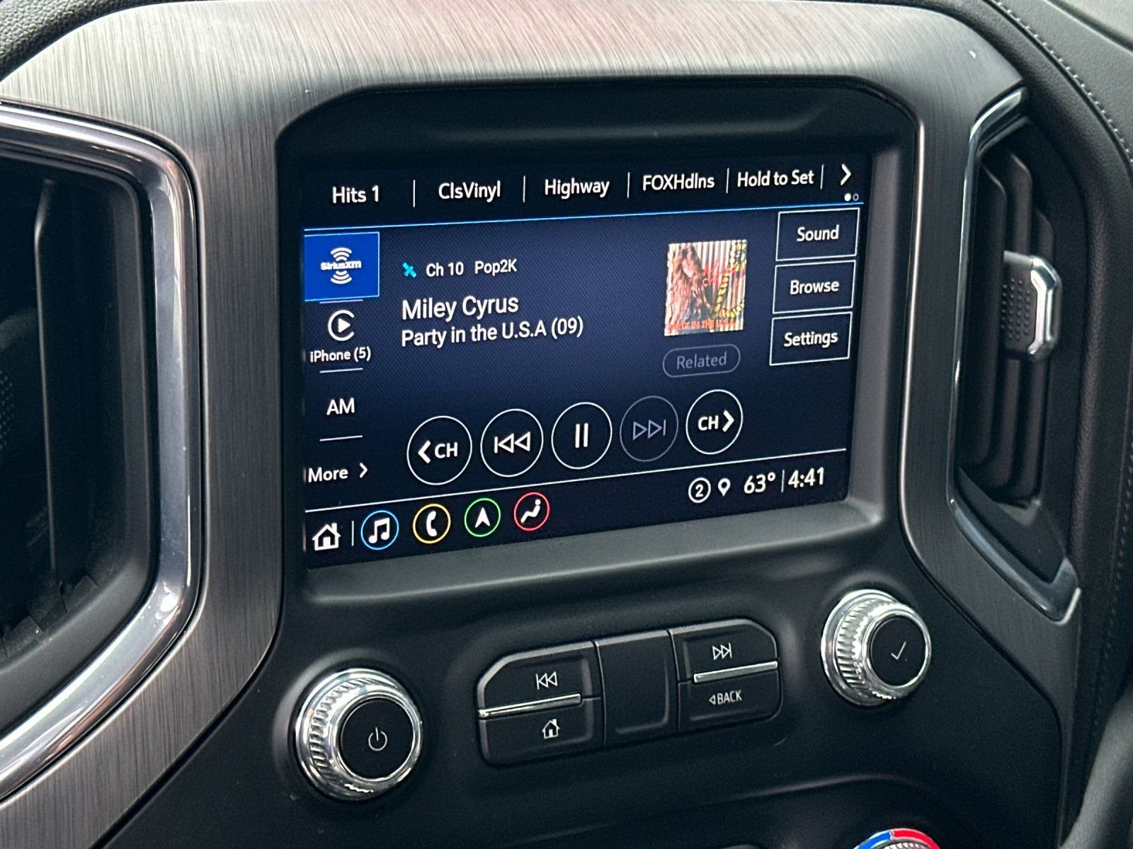 Used 2022 Ebony Twilight Metallic GMC Denali image 15
