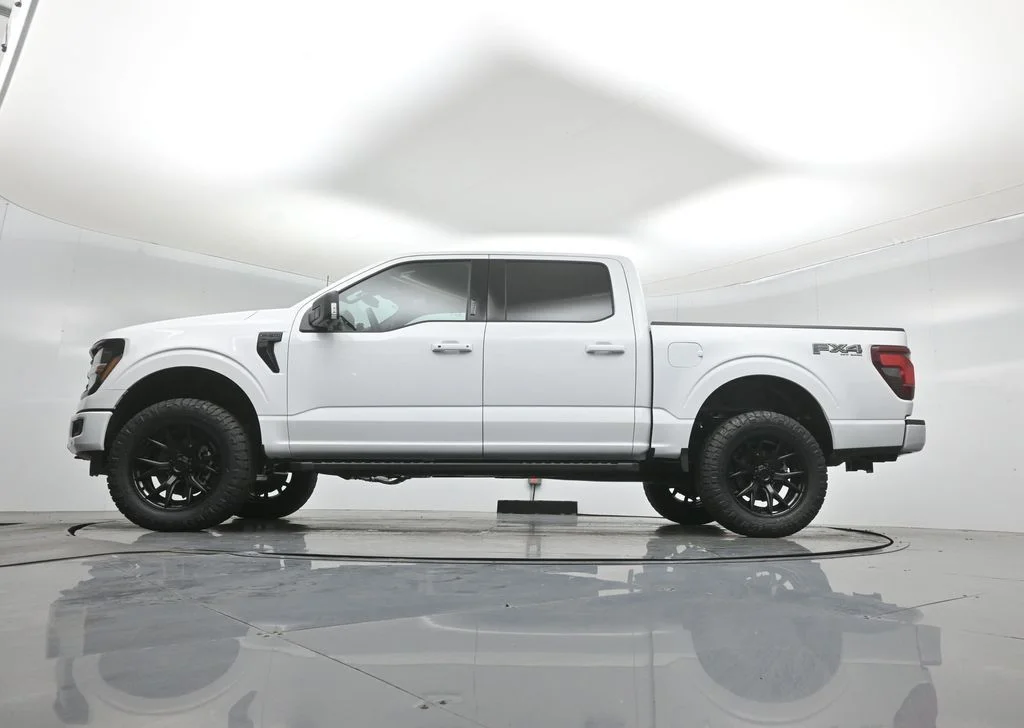 New 2026 White Ford XLT image 7