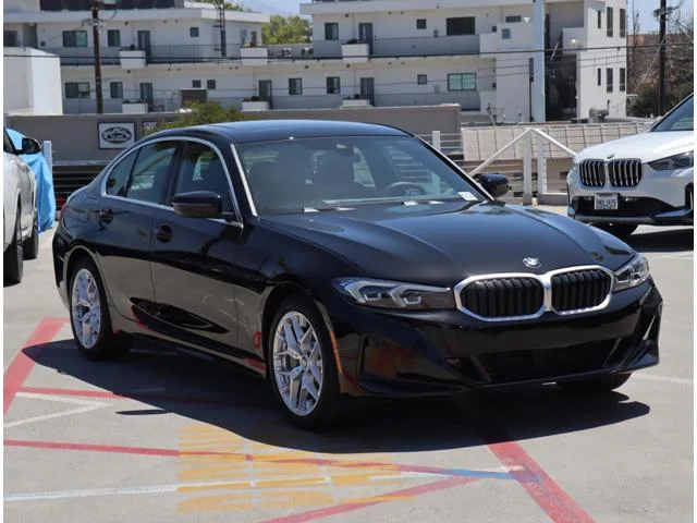 2025 BMW 3 Series 330i Sedan's photo