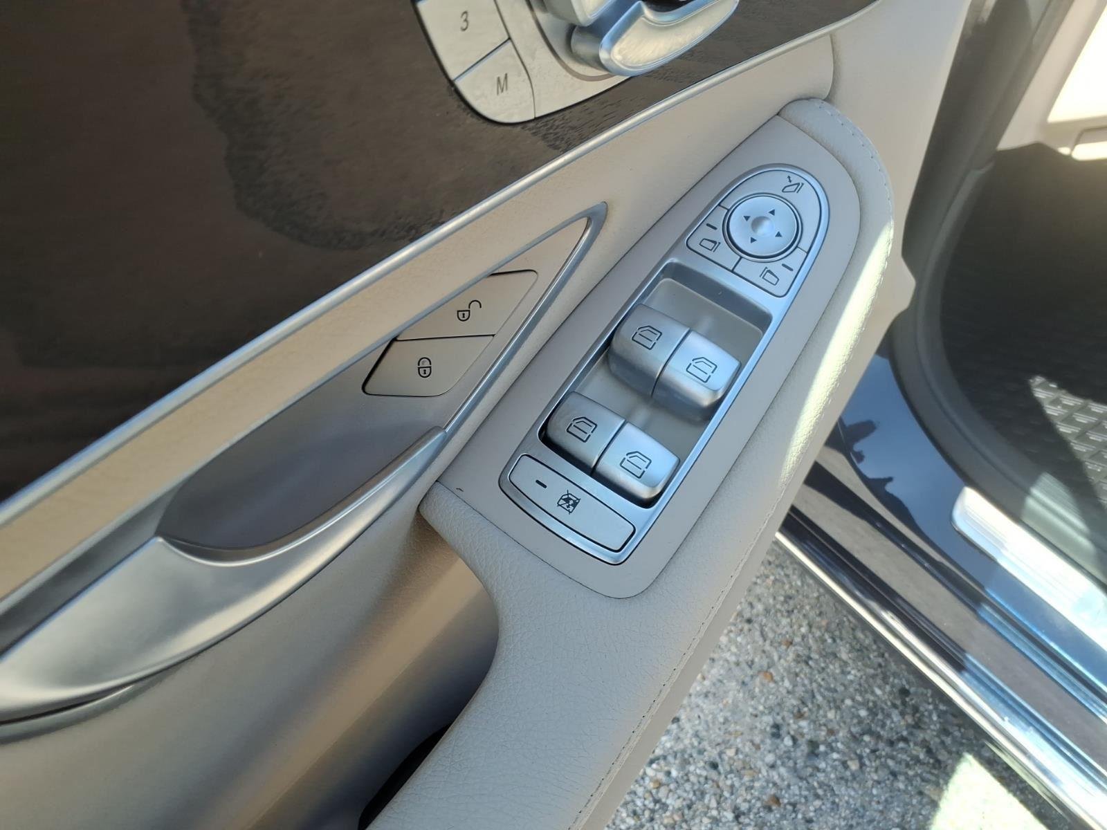 Used 2018 Lunar Blue Metallic Mercedes-Benz C 300 image 13