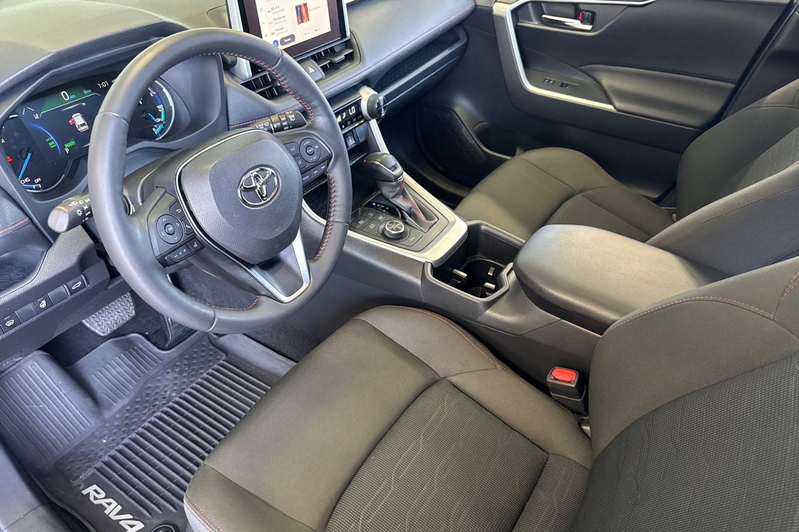 Certified Used 2024 MAGNETIC GRAY Toyota SE image 9