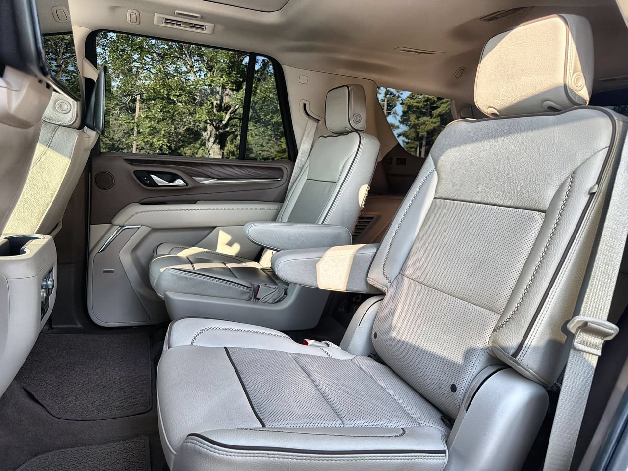 Used 2023 WHITE FROST TRICOAT GMC Denali image 20