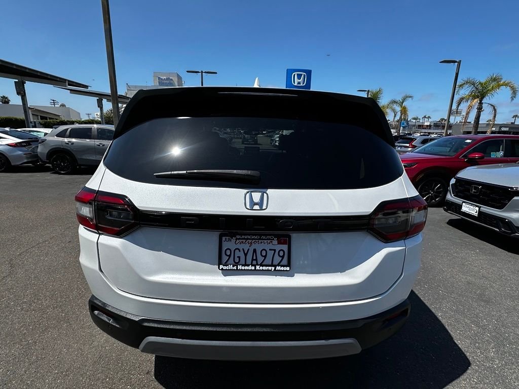 Used 2023  Honda EX-L image 7