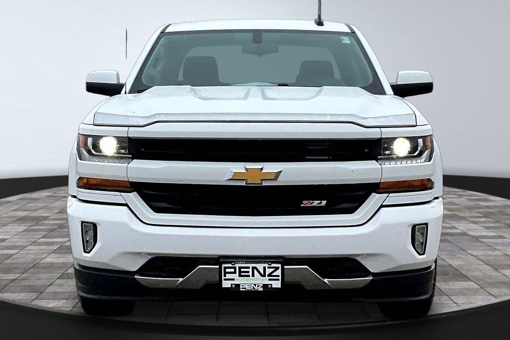Used 2018 Chevrolet Silverado 1500 LT Z71 with VIN 3GCUKRECXJG507410 for sale in Rochester, Minnesota