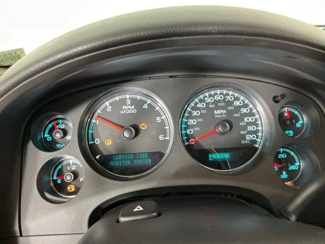 Used 2012  Chevrolet LTZ image 16