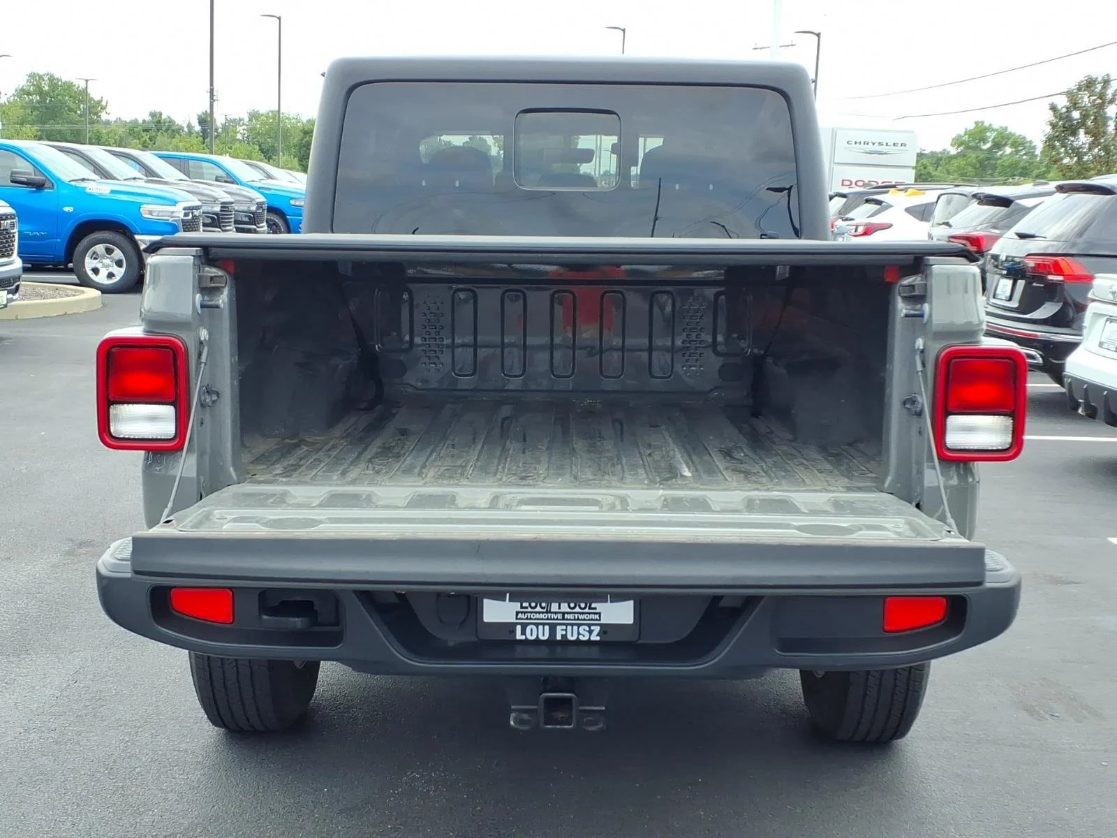Used 2023 Sting-Gray Clearcoat Jeep Sport S image 28