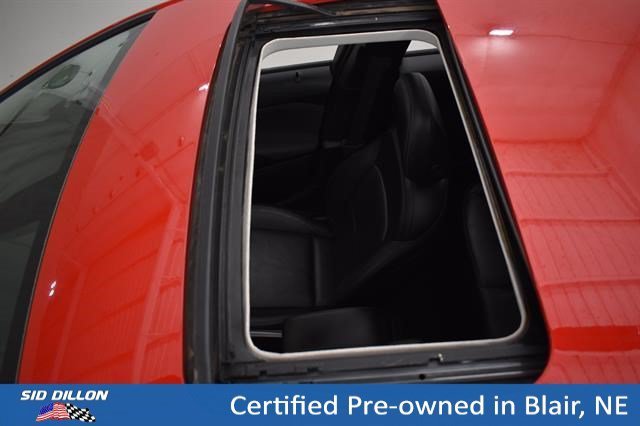 Used 2016 Red Hot Chevrolet LT image 7
