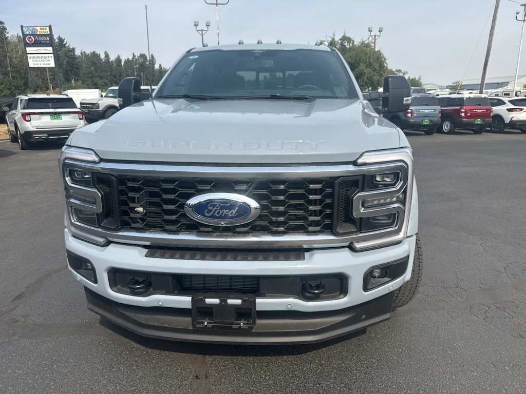Used 2026 Glacier Ford Platinum image 3