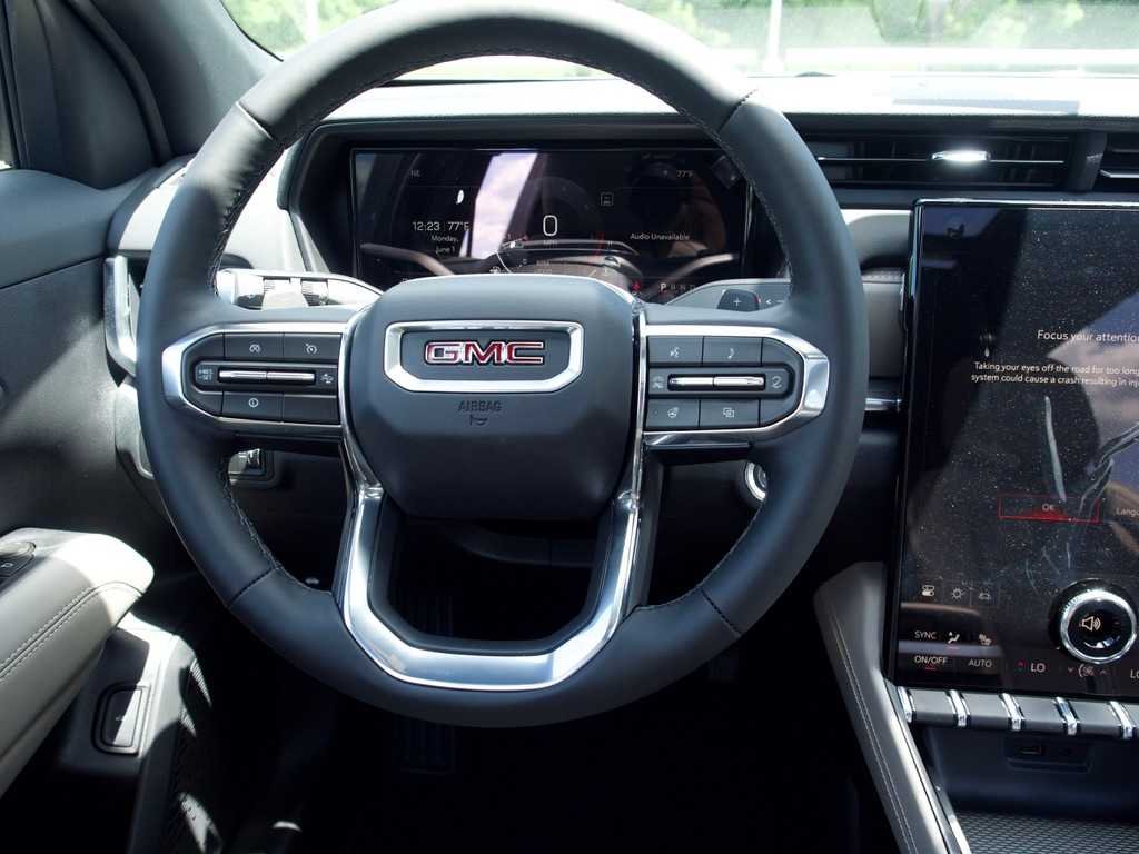 New 2026 Sterling Metallic GMC Elevation image 18