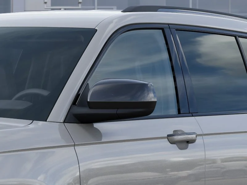 New 2025 Silver Zynith Exterior Paint Jeep Altitude image 38