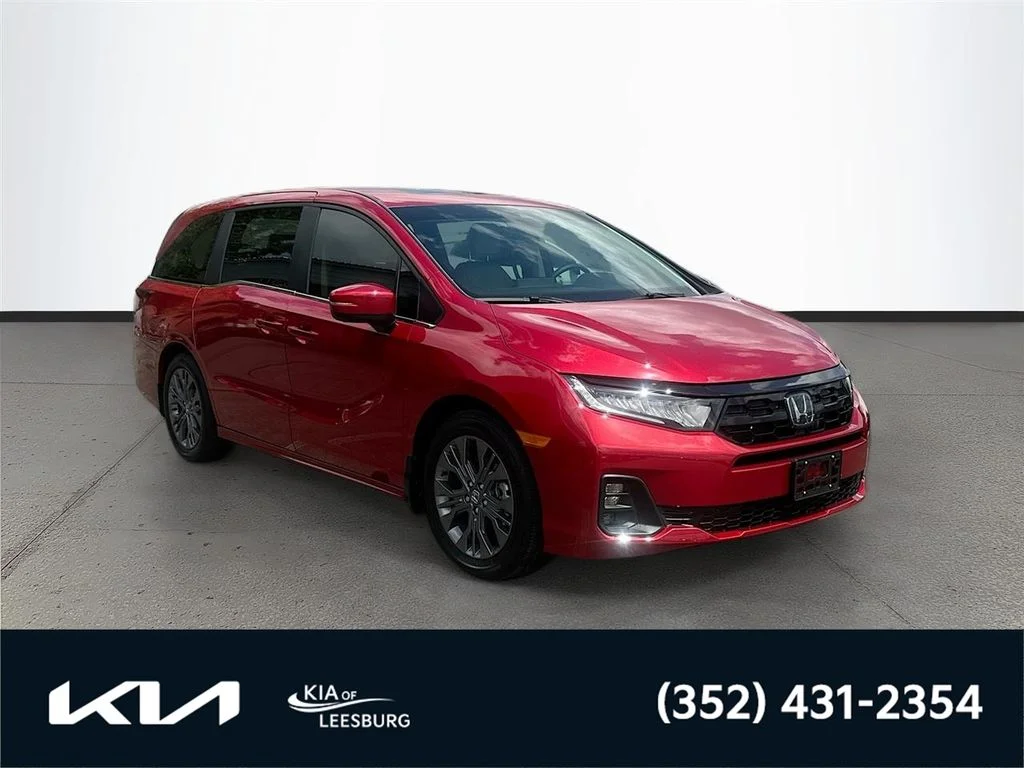 2026 Honda Odyssey Touring's photo