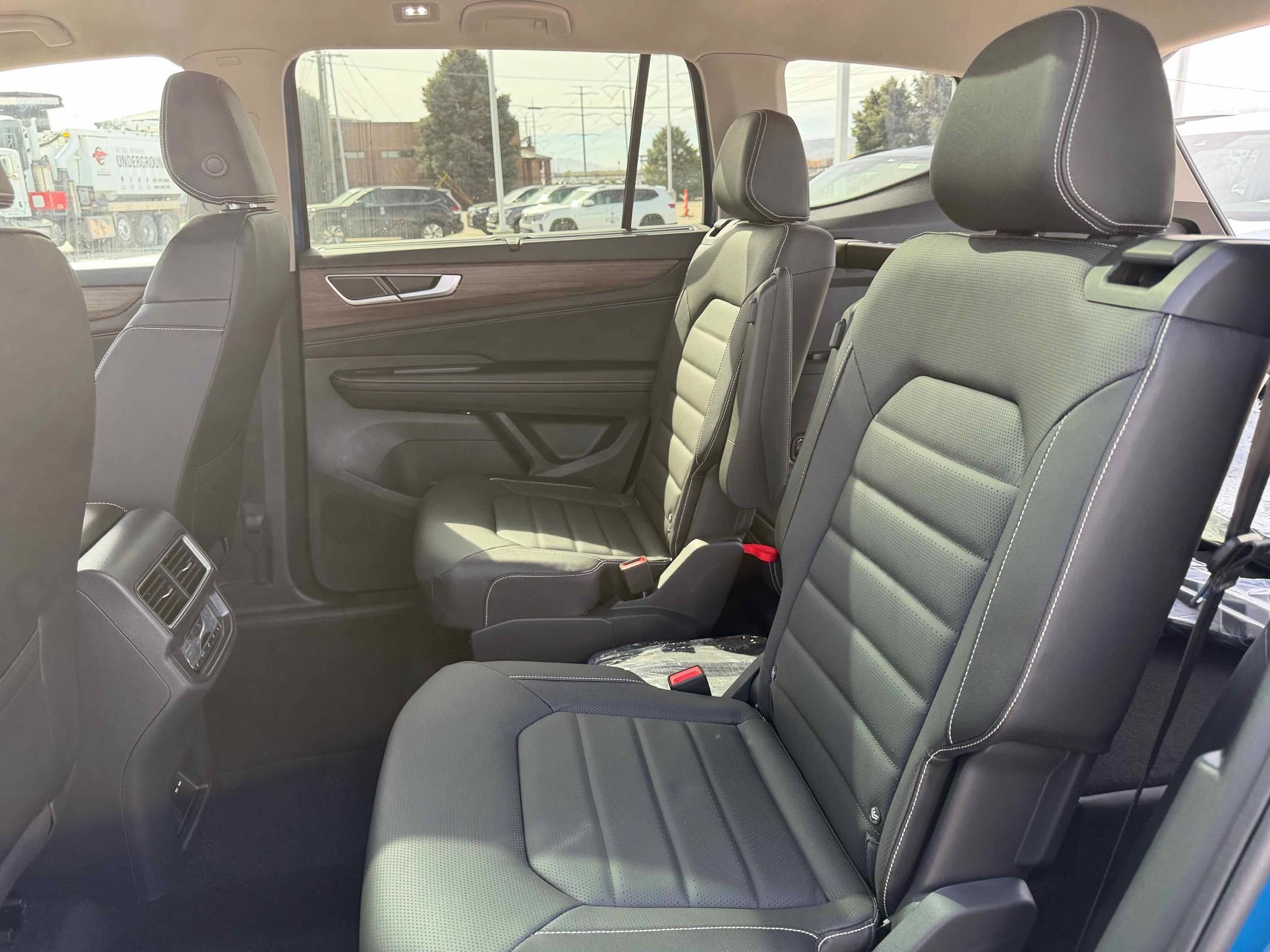 New 2026 Blue Volkswagen 2.0T SEL image 28