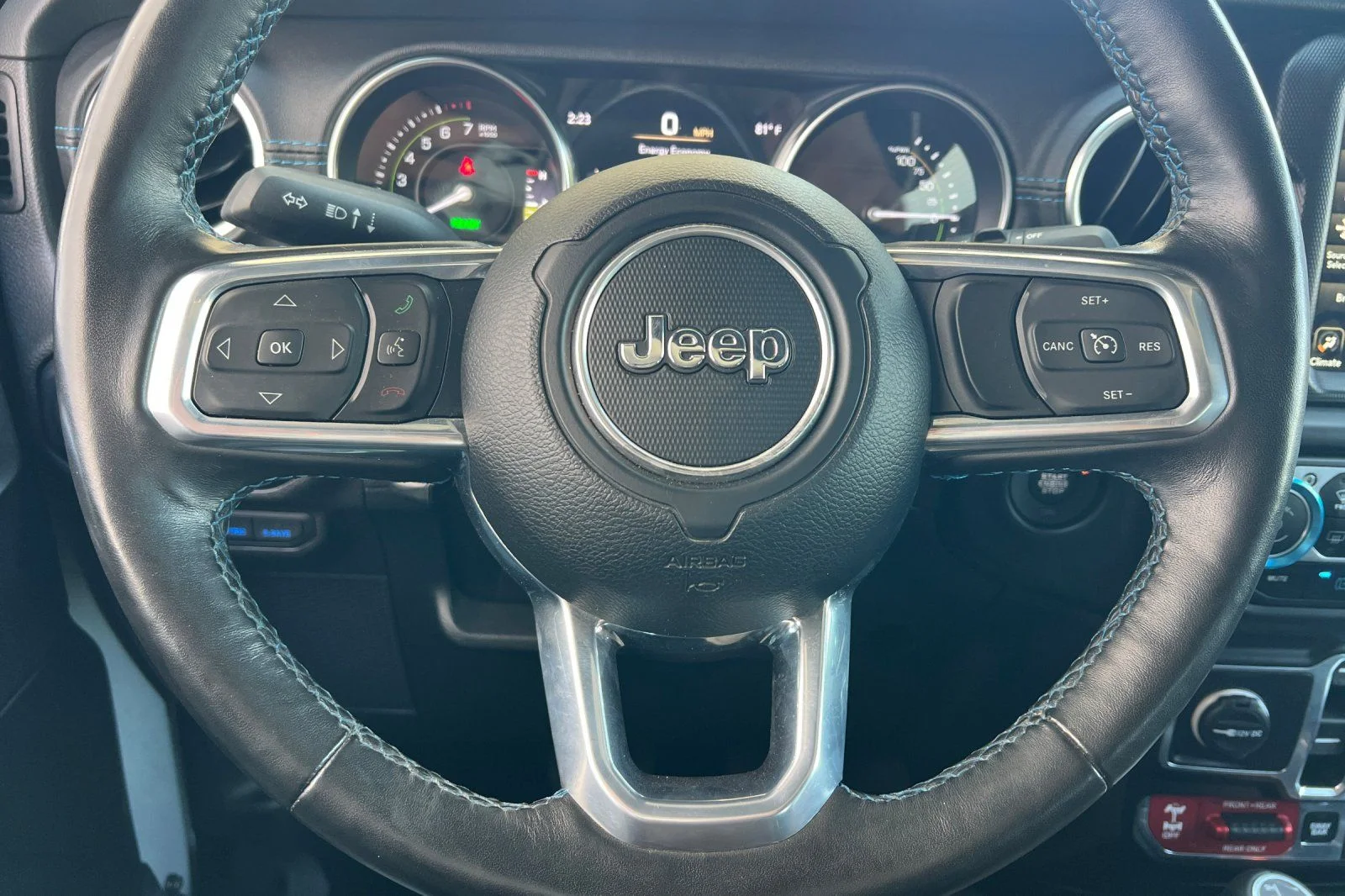 Used 2023 Silver Jeep Rubicon 4xe image 24