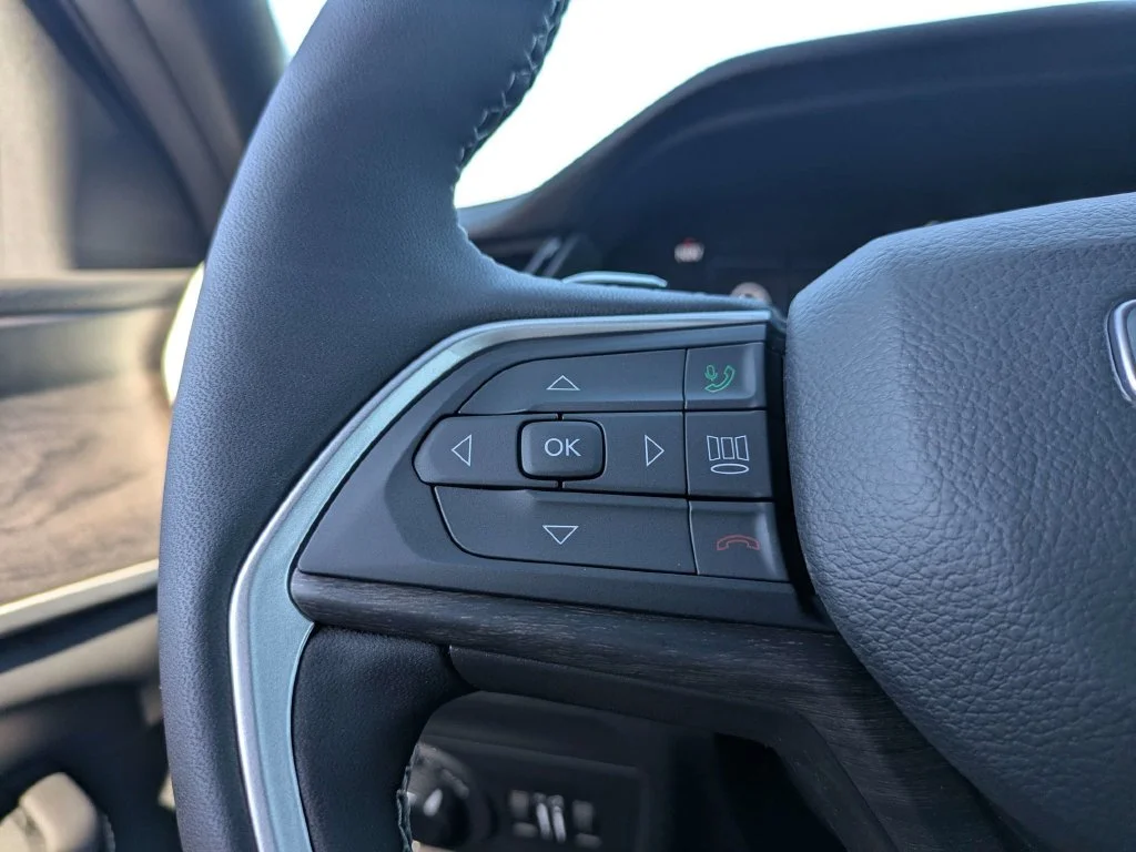 New 2027 Gray Jeep  image 27