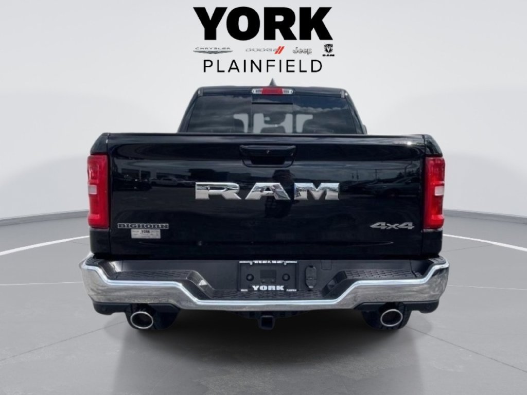 New 2026 Diamond Black Crystal Pearl-Coat Exterior Paint RAM Big Horn/Lone Star image 4