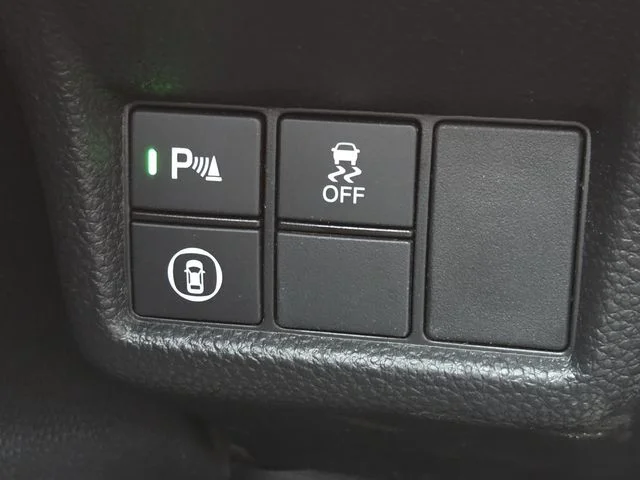 Used 2024  Honda Touring image 18