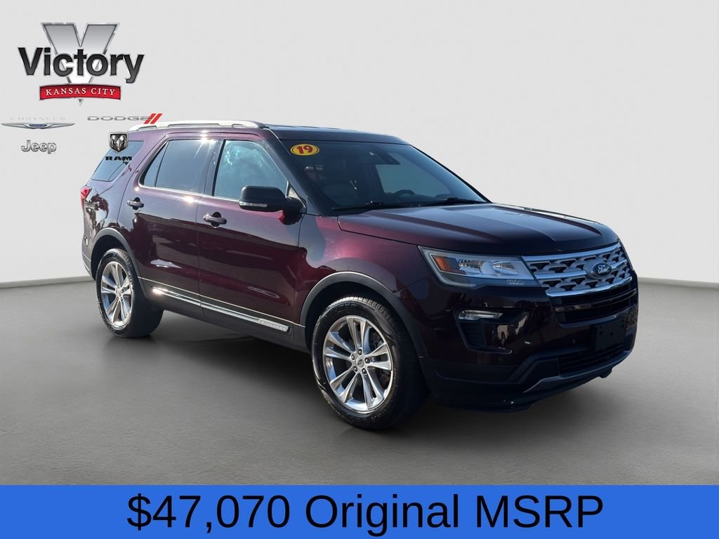 2019 Ford Explorer XLT 4WD's photo