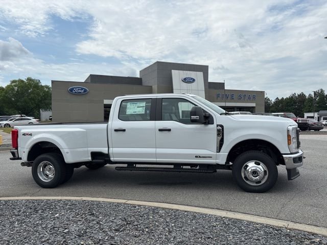 2026 Ford F-350 XL 4x4 Crew Cab 8' Box DRW's photo