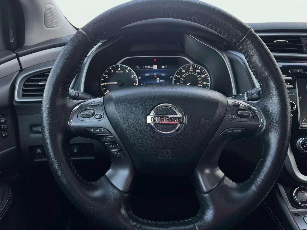 Used 2021 Magnetic Black Pearl Nissan SL image 18