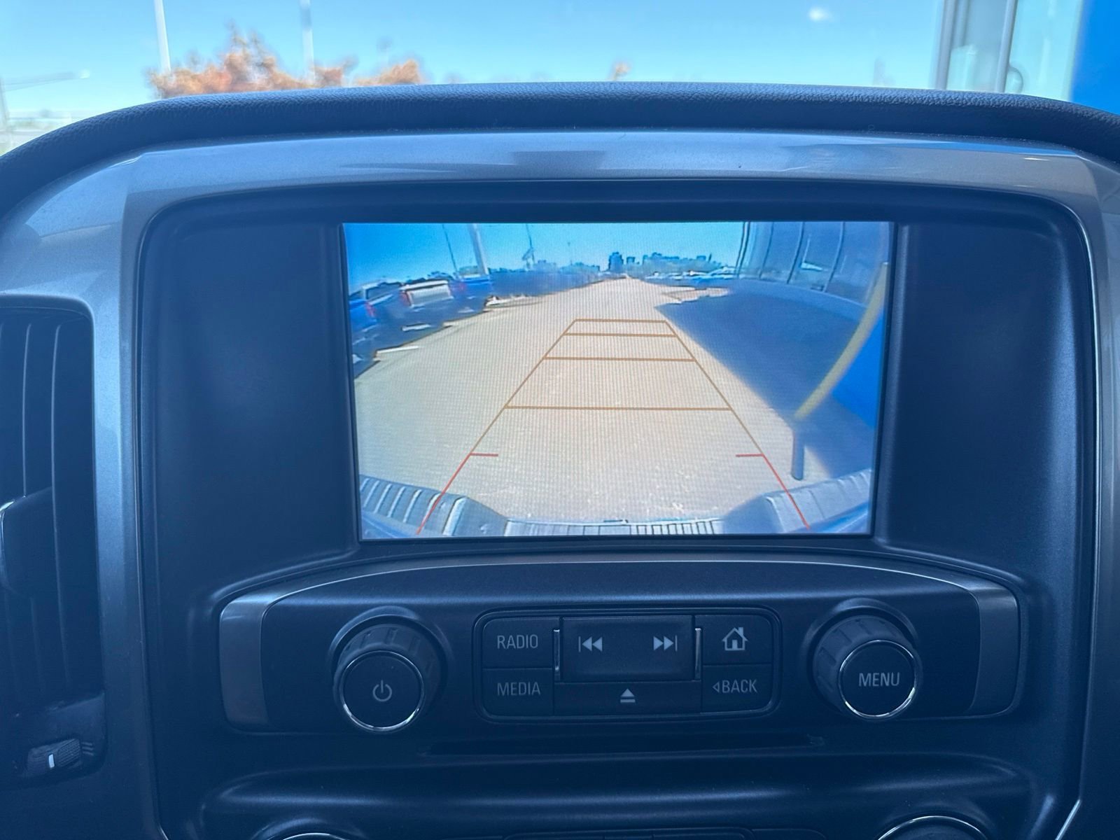 Used 2019 GRAPHITE METALLIC Chevrolet LT image 22