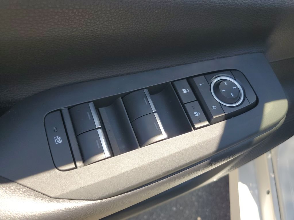 Used 2024 Pearl Toyota XSE Premium image 21