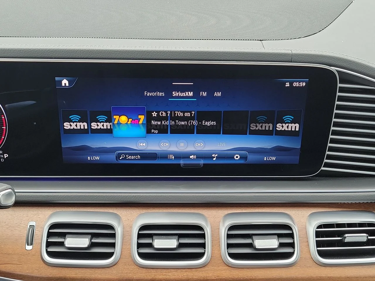 Certified Used 2026 Gray Mercedes-Benz GLE 350 image 18