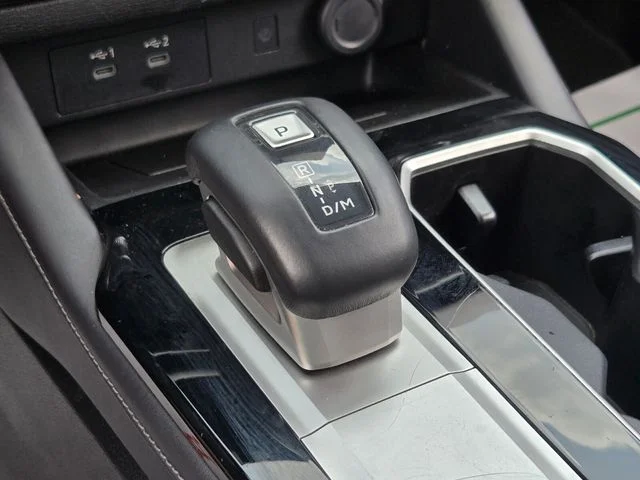 Used 2025 Gray Mitsubishi SE image 30