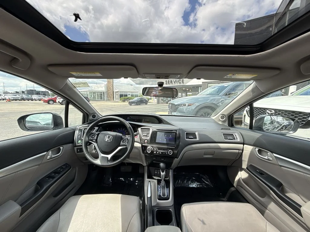Used 2015 Black Honda EX-L image 23