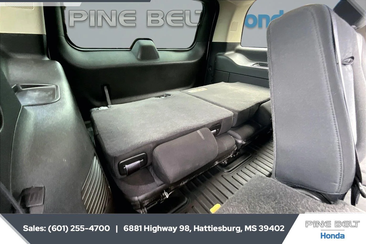 Used 2013 Summit White Chevrolet LS image 21