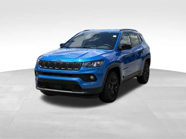 New 2026 Hydro Blue Pearl-Coat Exterior Paint Jeep Latitude image 4