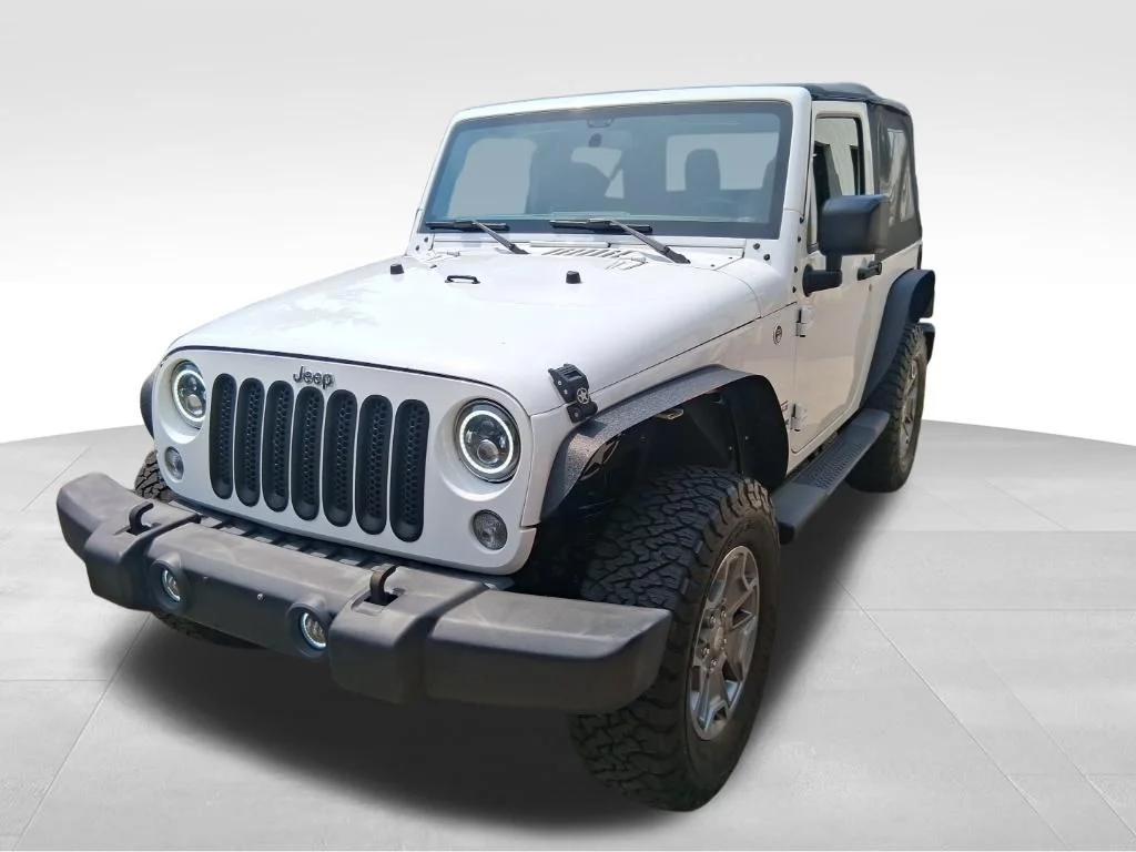 Used 2016 White Jeep Sport image 3