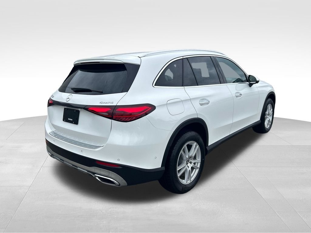 Used 2026 White Mercedes-Benz GLC 300 image 5