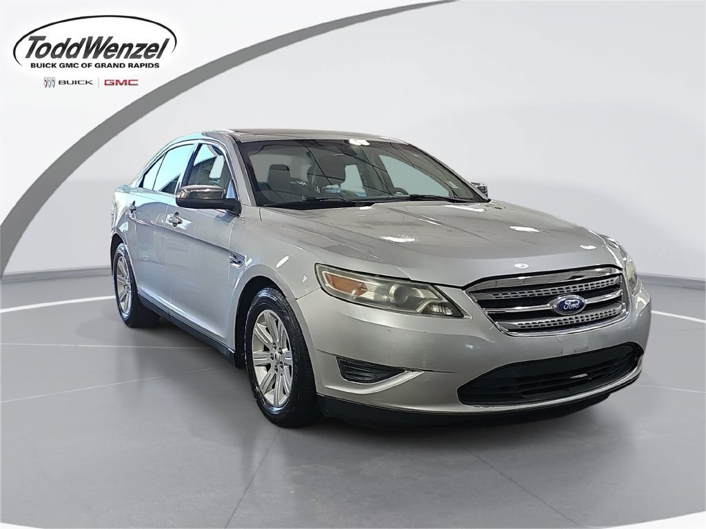 2012 Ford Taurus SE