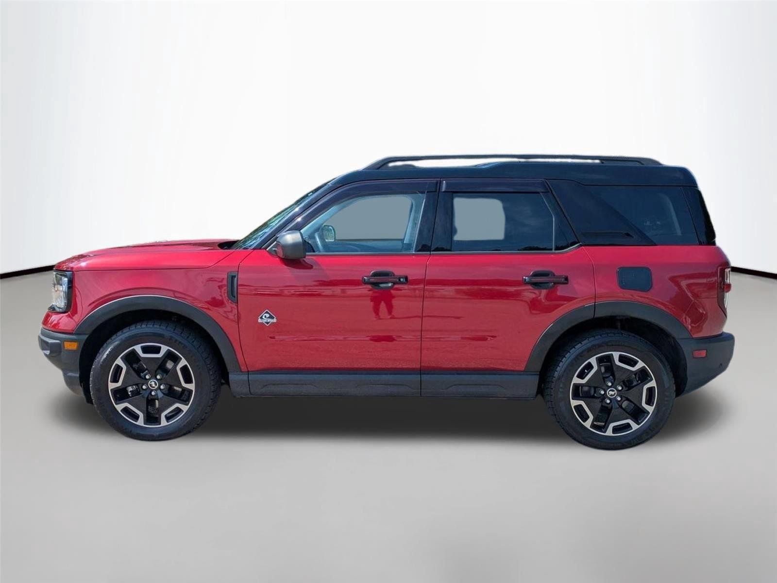 Used 2021 Rapid Red Metallic Tinted Clearcoat Ford Outer Banks image 8