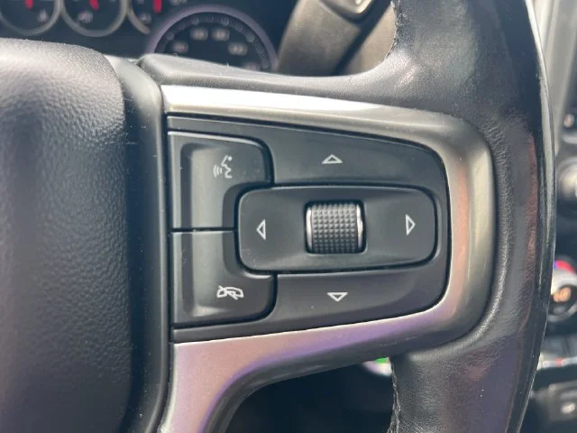 Used 2019 Red Chevrolet LT image 20