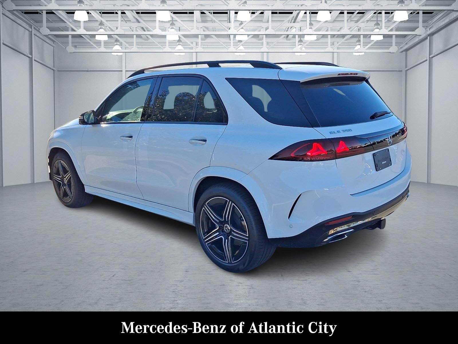New 2027 Polar White Mercedes-Benz GLE 350 image 3